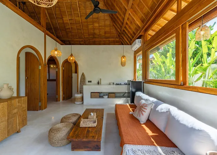 Rumah Tova- 2br Bingin Villa, Close To The